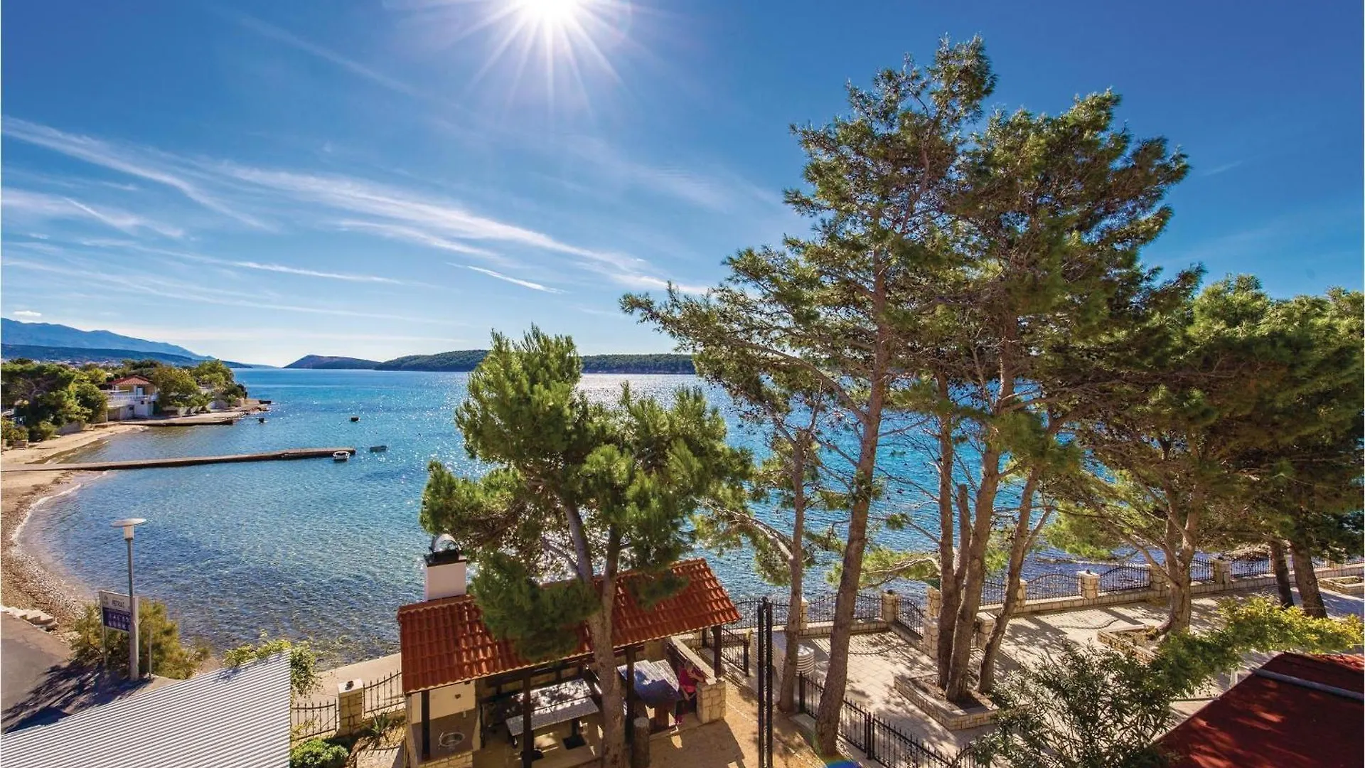 2 Bedroom Awesome Apartment In Banjol Croatia
