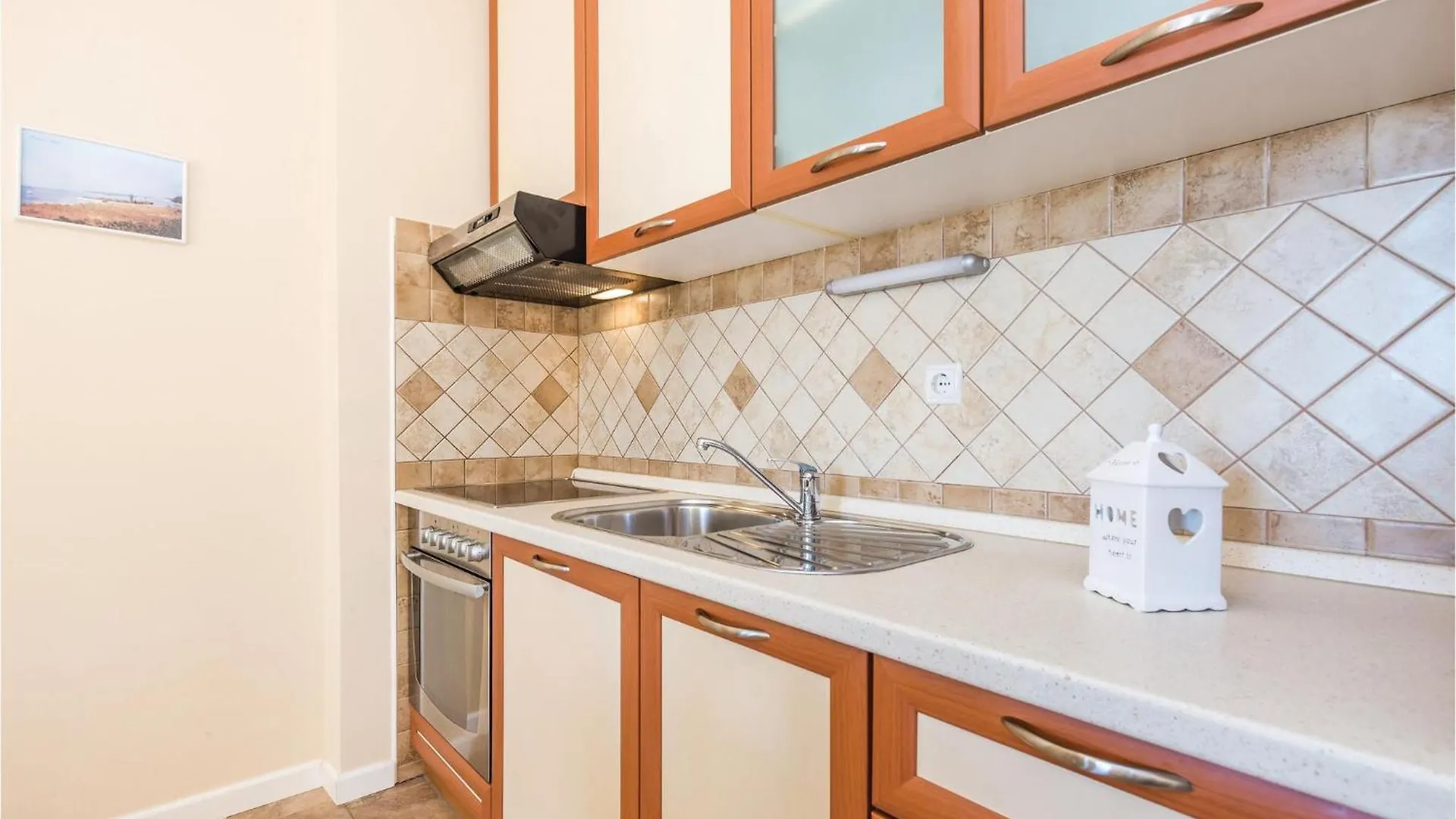2 Bedroom Awesome Apartment In Banjol