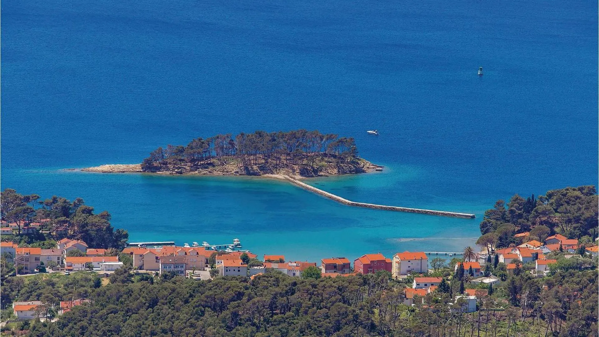 2 Bedroom Awesome Apartment In Banjol 0*,  Croatia