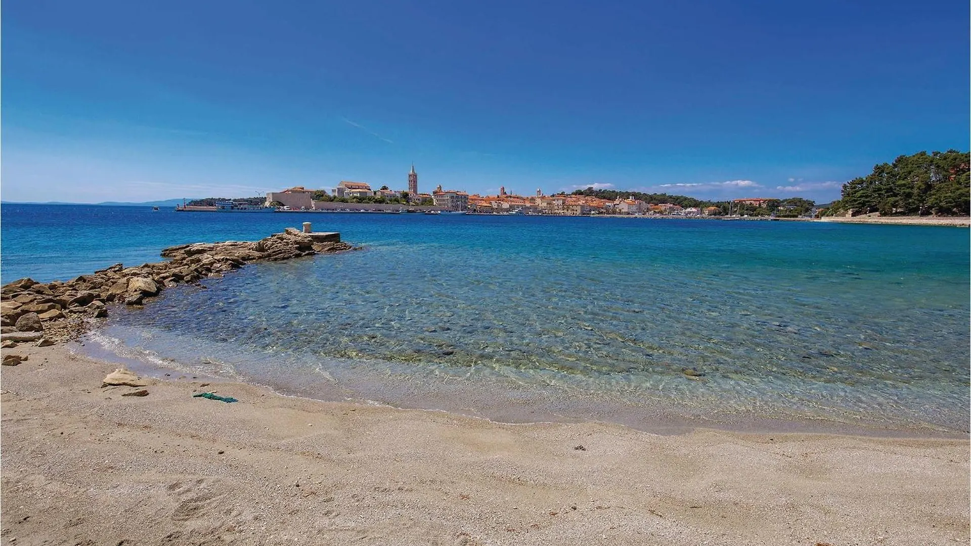 2 Bedroom Awesome Apartment In Banjol